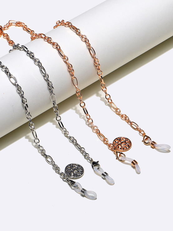 Set of two glasses chain with black and white beads GM087