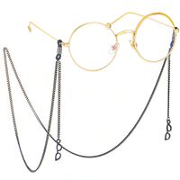 Black-colored metal non-slip chain, with pendant glasses, for glasses and masks GL413
