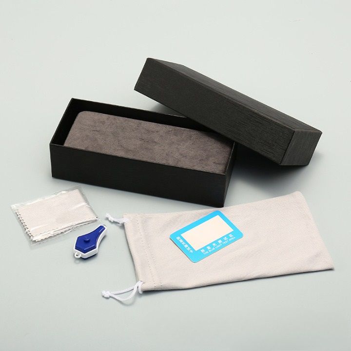 Sunglasses and eyeglasses hard shell case + extra kit HD20221106, simple box
