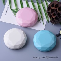 Contact lens kit with mirror and tweezers KD074