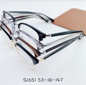 Hybrid frame, metal +tr90, with Blue Block protection SANTA S1651