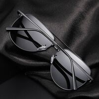 Polarized sunglasses with UV400 protection FENQI F8011