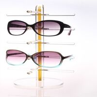 Стойка для очков акриловая настольная на 3 / 4 / 5 мест U001