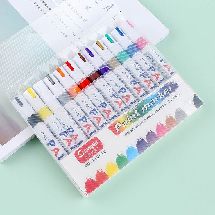 Set of 12 oil-based quick-drying marking pens for various surfaces SP110