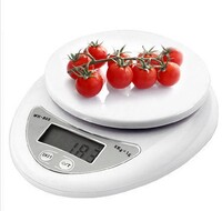 Кухонные электронные весы со съёмной чашей с электронным дисплеем - от 1 гр до 5 кг WH-B05带盘厨房秤