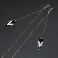 Gold-colored metal non-slip chain, with triangle pendant, for glasses and masks GL480