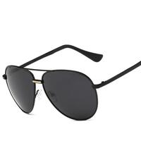 Polarized sunglasses with UV400 protection F6039