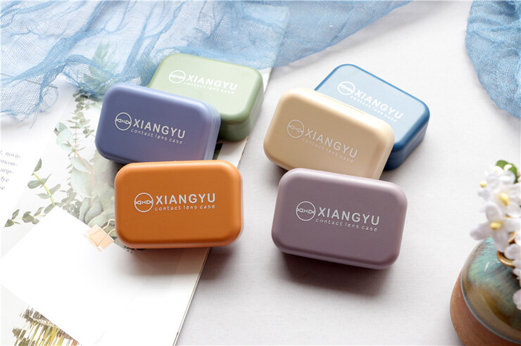 Mini set for a soft contact lens (Kits for contact lenses) B12-case