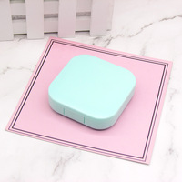 Kit for soft contact lenses (Kits for contact lenses) SOA8061