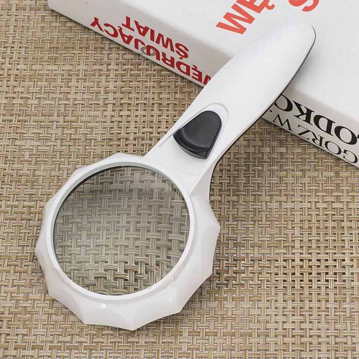 Magnifier with universal backlight, magnifying glass with handle 600556H-XX, diameter: 70 mm, magnification: 4X