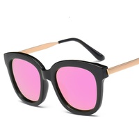 Polarized sunglasses with UV400 protection F6395