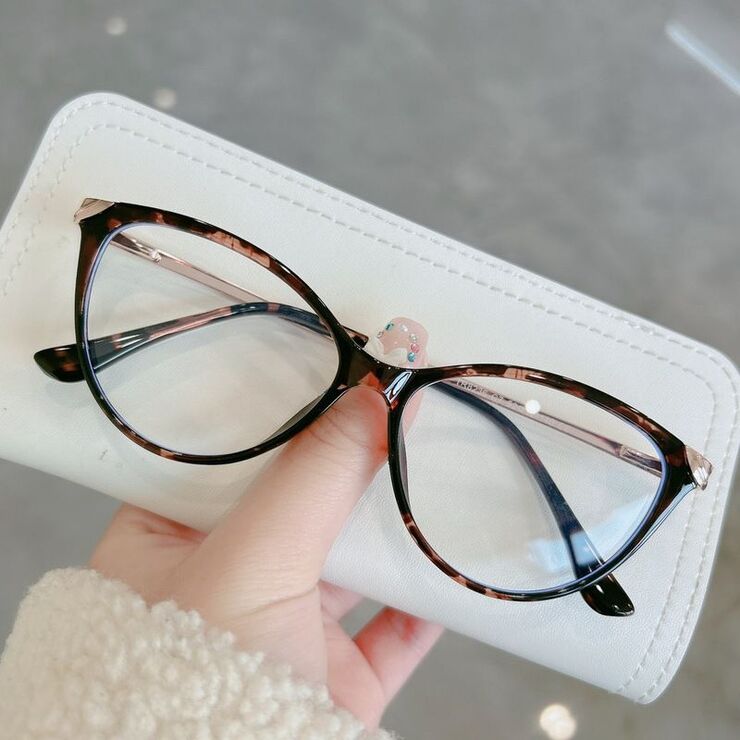 Оправа пластиковая из материала TR90 с линзами Blue Ray Cut и флексами MAMO TR8236