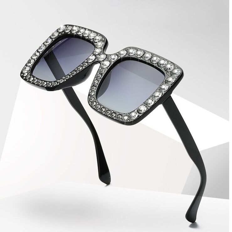 Polarized plastic sunglasses with UV400 protection 8902-GT