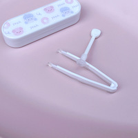 Plastic tweezers with individual pencil-box packaging X882, size 8.0 cm