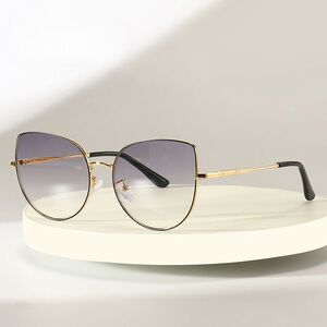 Metal sunglasses with UV400 protection 9705-2-GT