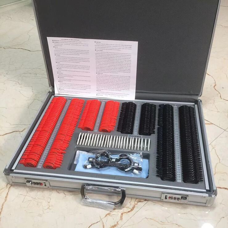 266 plastic rim ophthalmic trial lens set in an aluminum case SL266