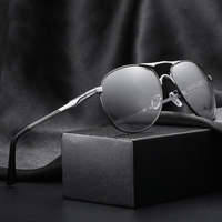 Polarized sunglasses with UV400 protection F8722-1