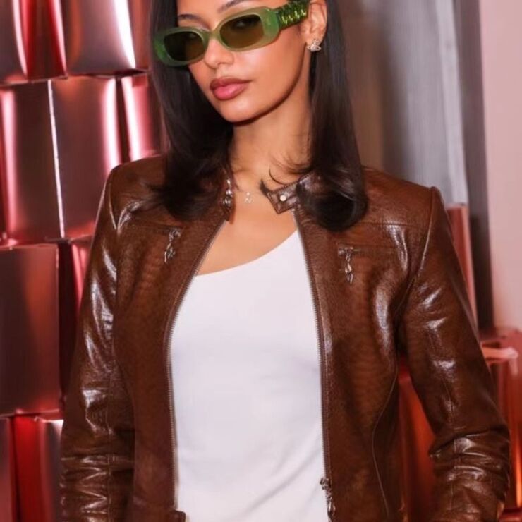 Пластиковые солнцезащитные очки с квадратными линзами и стразами Elit 98032-EL