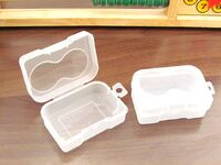 Universal box for storing contact lenses 9998