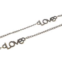 Металлическая нескользящая цепочка бронзового цвета, с надписью 