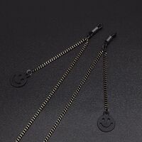 Black-colored metal non-slip chain, with pendant smiley face, for glasses and masks GL542