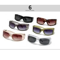 Пластиковые солнцезащитные очки с квадратными линзами Elit 2457-EL