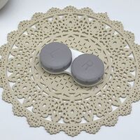 Contact lens case J015