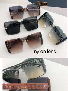 Polarized plastic sunglasses with nylon lenses NL2207
