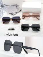 Polarized plastic sunglasses with nylon lenses NL7999