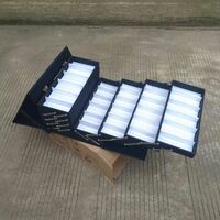 Передвижной бокс (ящик, чемодан, кейс, кофр, органайзер, витрина) на колёсах для оправ и очков на 60 мест JS-C190630