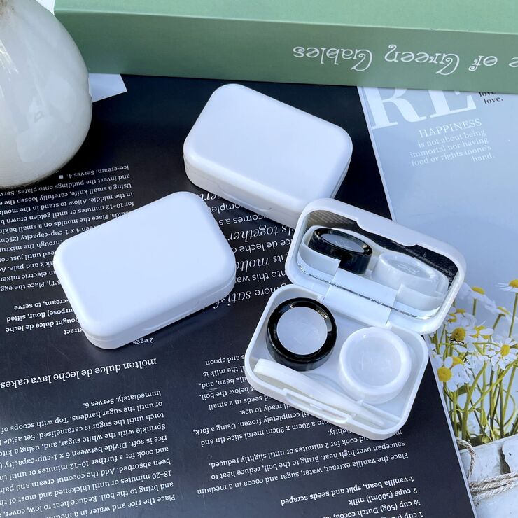 Mini set for a soft contact lens (Kits for contact lenses) XC130