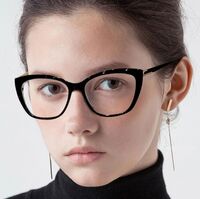 Оправа пластиковая из материала TR90, линзы с защитой от ультрафиолета More LS227