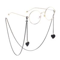 Black-colored metal non-slip chain, with pendant heart, for glasses and masks GL860