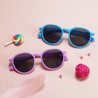 Polarized silicone sunglasses with UV400 protection for kids T11036