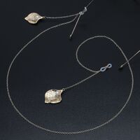 Gold-colored metal non-slip chain, with pendant geometric curved and pearl, for glasses and masks GL571
