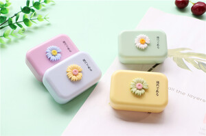 Mini set for a soft contact lens B18雏菊