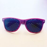 针孔眼镜 Перфорационные очки-тренажёры цветные