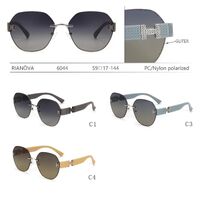 Polarized plastic sunglasses with nylon lenses Rianova R6044