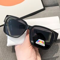 Polarized plastic sunglasses, with case KY901-3