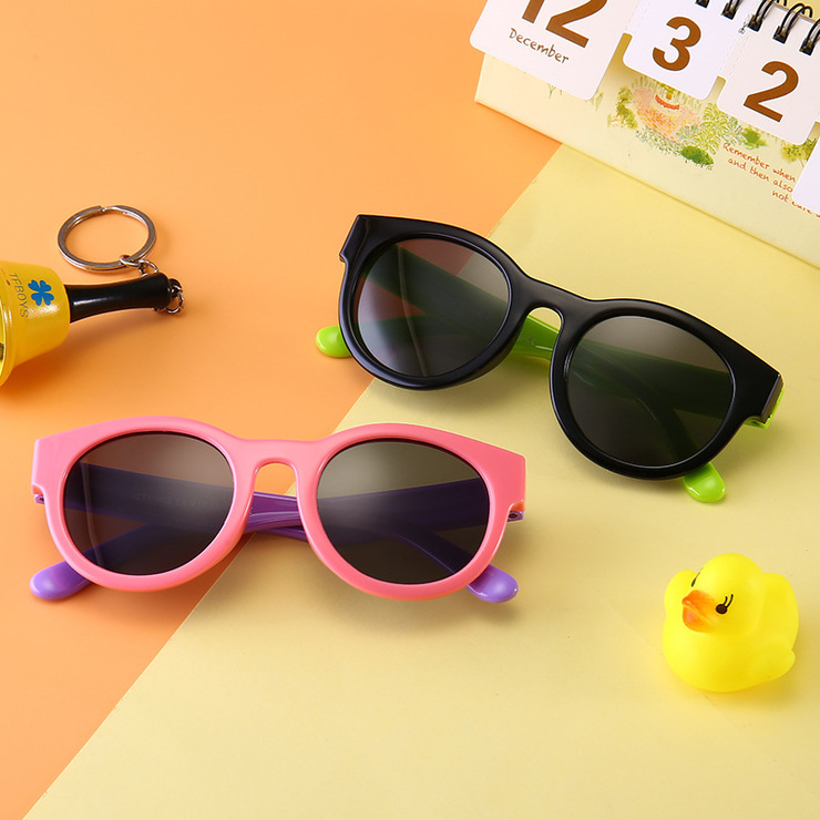 Polarized silicone sunglasses with UV400 protection for kids T11002