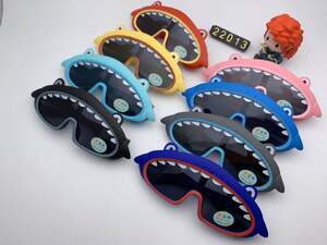 Детские поляризационные солнцезащитные очки Wanpixiong 22013