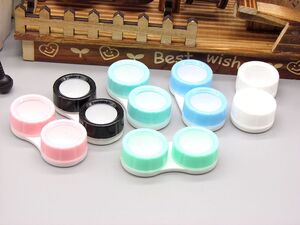 Contact lens case F700