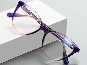 Витые зеркальные ножки оправа  пластиковая, материал TR-90+CA (флекс!) FOCUS FCS2136