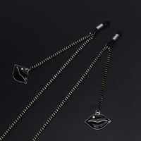 Black-colored metal non-slip chain, with pendant black lips, for glasses and masks GL595