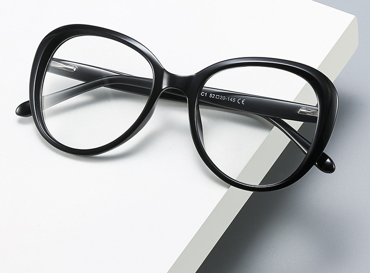 Оправа пластиковая, материал TR-90+CA (флекс!) FOCUS FCS2013