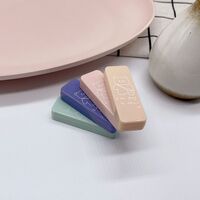 Пинцет пластиковый в индивидуальной упаковке в коробочке 