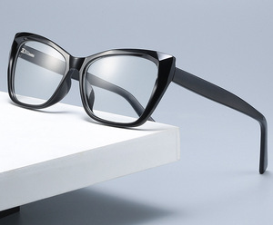 Оправа пластиковая, материал TR-90+CA (флекс!) FOCUS FCS2002