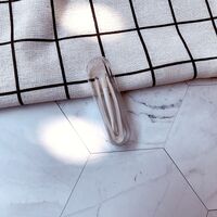 Пинцет пластиковый в индивидуальной упаковке в коробочке 