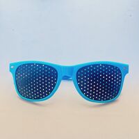 针孔眼镜 Перфорационные очки-тренажёры цветные