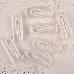 Пинцет пластиковый в индивидуальной упаковке в коробочке пенал XY2003, размер 6,2 * 2,3 см